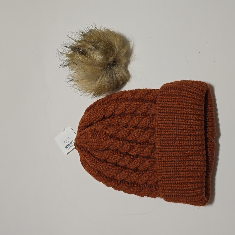 Hat - Picture 2 of 7